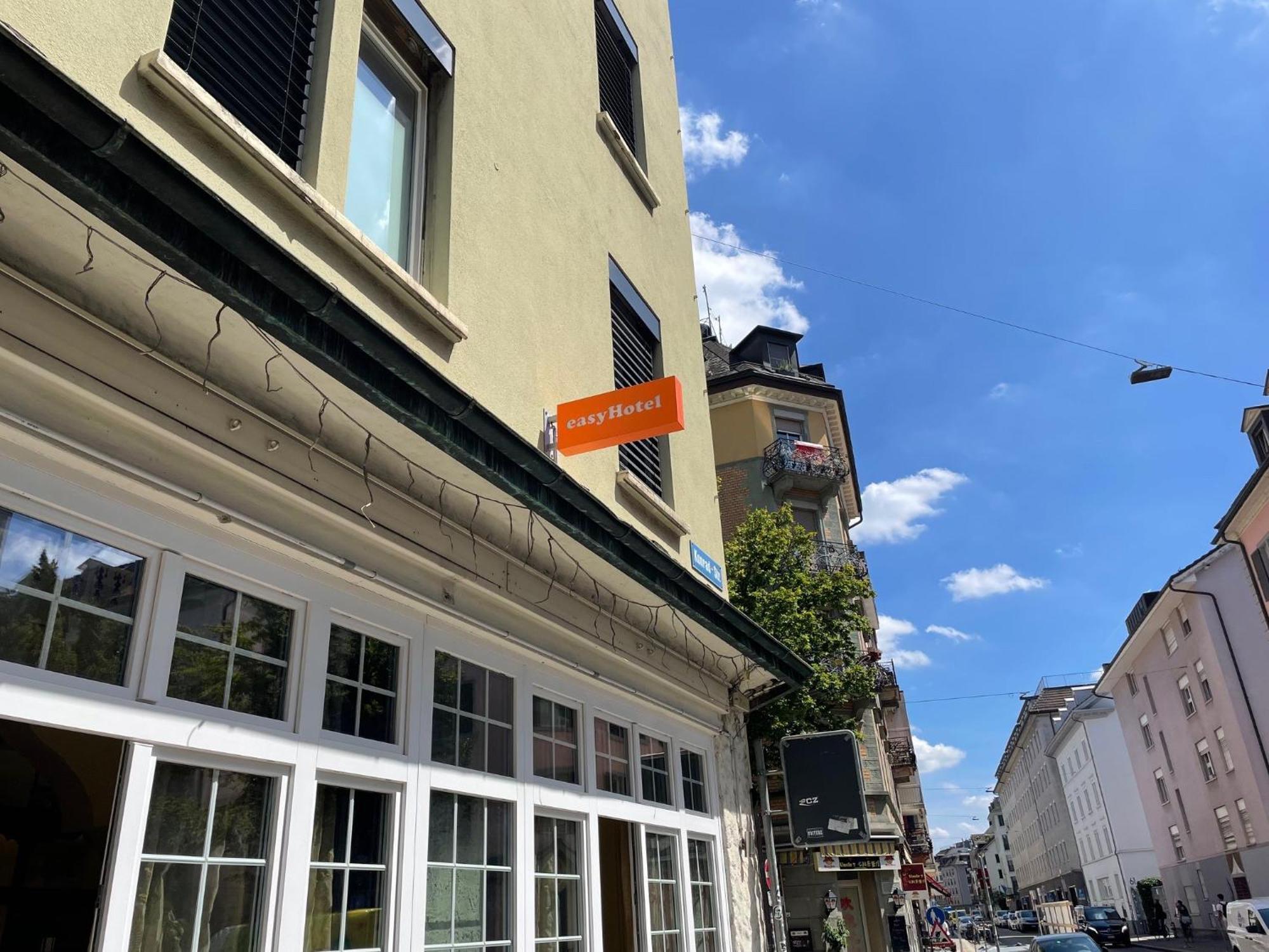 Easyhotel Zuerich Main Station Ngoại thất bức ảnh